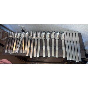 24-Retroneu 18/8 Stainless Flatware Korea Flatware Set Replace. 4 Complete Sets